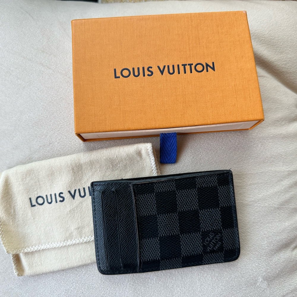 Louis Vuitton Black Card Holder Damier Design